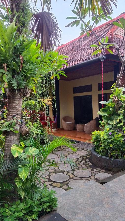 The Arya Guest House Gilimanuk Exterior foto
