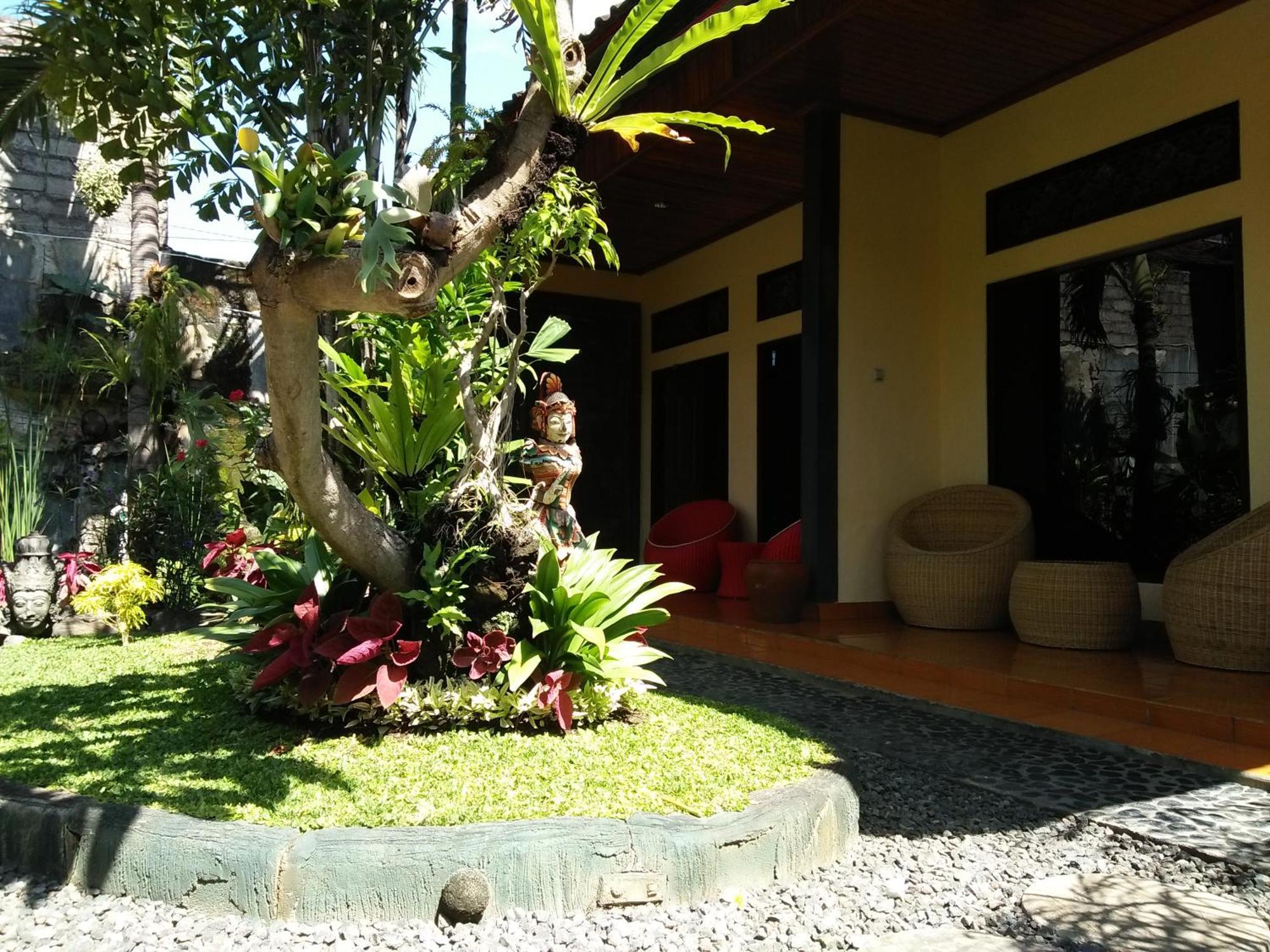 The Arya Guest House Gilimanuk Exterior foto